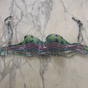 Victoria’s Secret bikini top